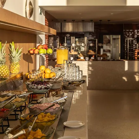 Valmar Corfu 酒店